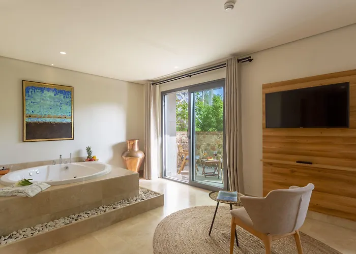 Ecclesia - Adult Only Hotel