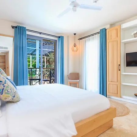 Ecclesia - Adult Only Otel 3*